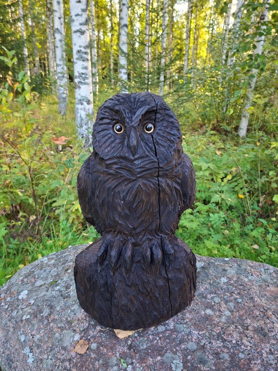 Moottorisahaveistos, pöllö